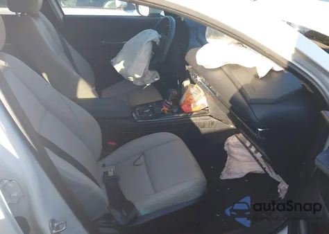 2024 Mazda Cx-30 2.5 S Preferred Package z USA, uszkodzony, nr VIN 3MVDMBCM4RM634470